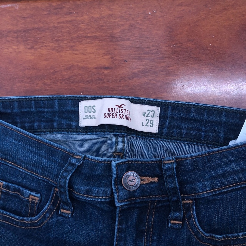 Hollister Super Skinny Jeans